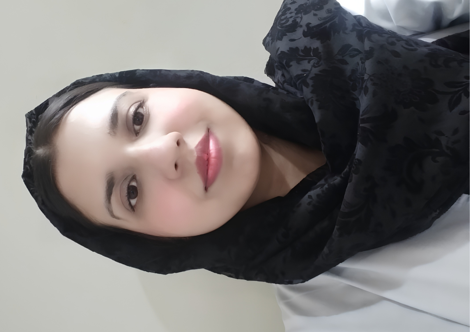 Dr. Sara Khan